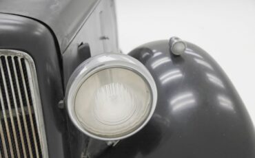 Austin-A125-1937-Black-Chocolate-17