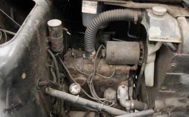 Austin-A125-1937-Black-Chocolate-23