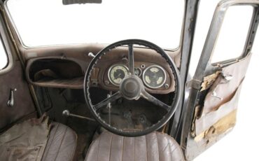 Austin-A125-1937-Black-Chocolate-35