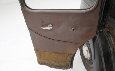 Austin-A125-1937-Black-Chocolate-40