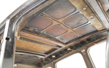 Austin-A125-1937-Black-Chocolate-45