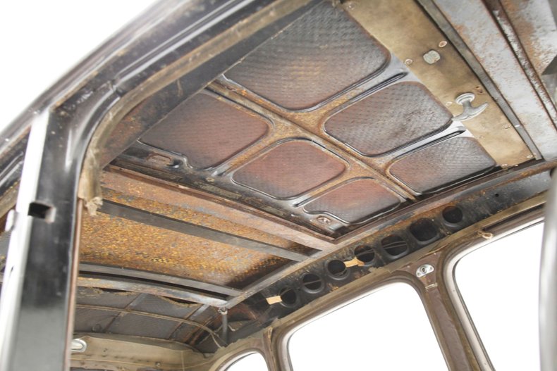 Austin-A125-1937-Black-Chocolate-45