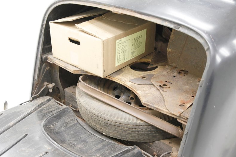 Austin-A125-1937-Black-Chocolate-5