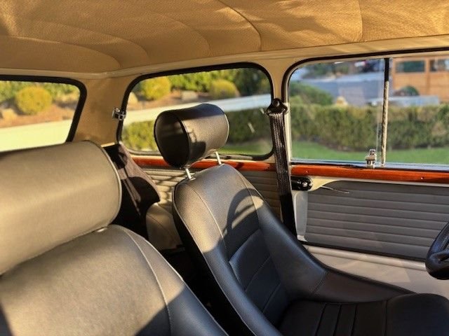 Austin-Mini-cooper-1964-Yellow-Black-14