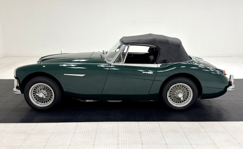 Austin-healey-3000-1967-British-Racing-Green-Black-1