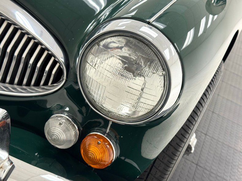 Austin-healey-3000-1967-British-Racing-Green-Black-12