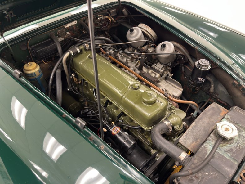 Austin-healey-3000-1967-British-Racing-Green-Black-24