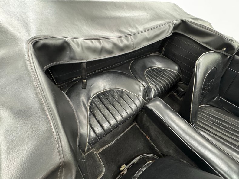 Austin-healey-3000-1967-British-Racing-Green-Black-36