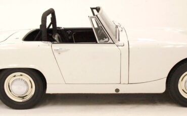 Austin-healey-Sprite-1966-Old-English-White-Black-14