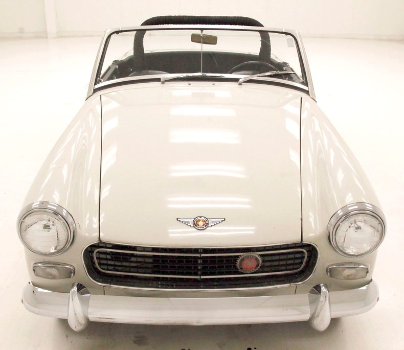Austin-healey-Sprite-1966-Old-English-White-Black-19