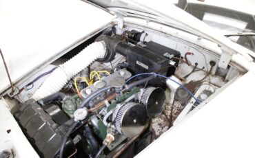 Austin-healey-Sprite-1966-Old-English-White-Black-21