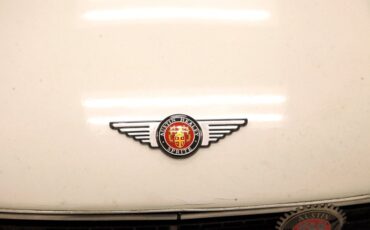 Austin-healey-Sprite-1966-Old-English-White-Black-24