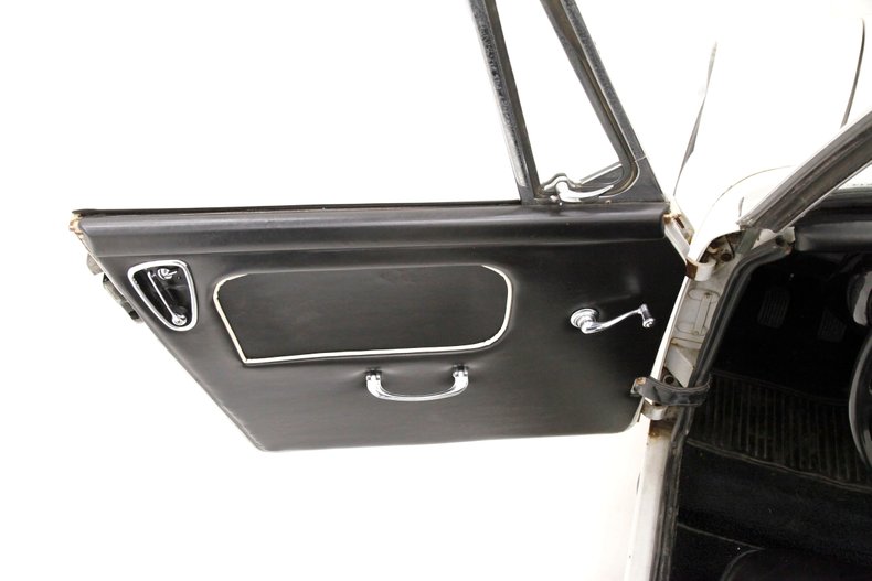 Austin-healey-Sprite-1966-Old-English-White-Black-36