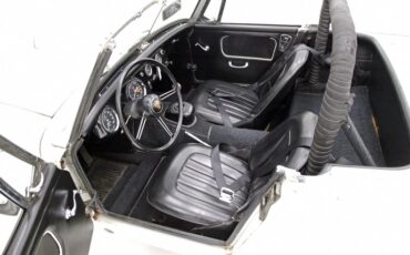 Austin-healey-Sprite-1966-Old-English-White-Black-37