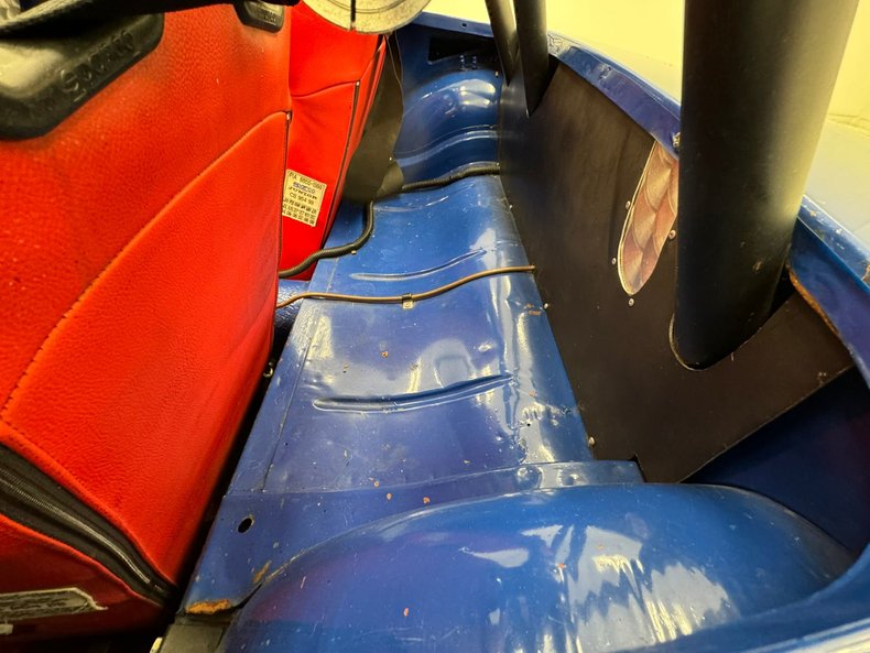 Austin-healey-Sprite-1967-Blue-Red-14