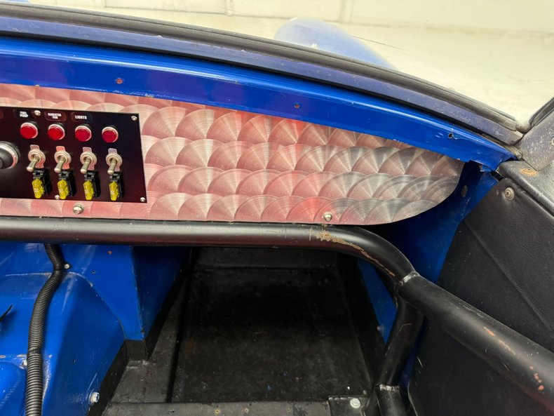 Austin-healey-Sprite-1967-Blue-Red-3