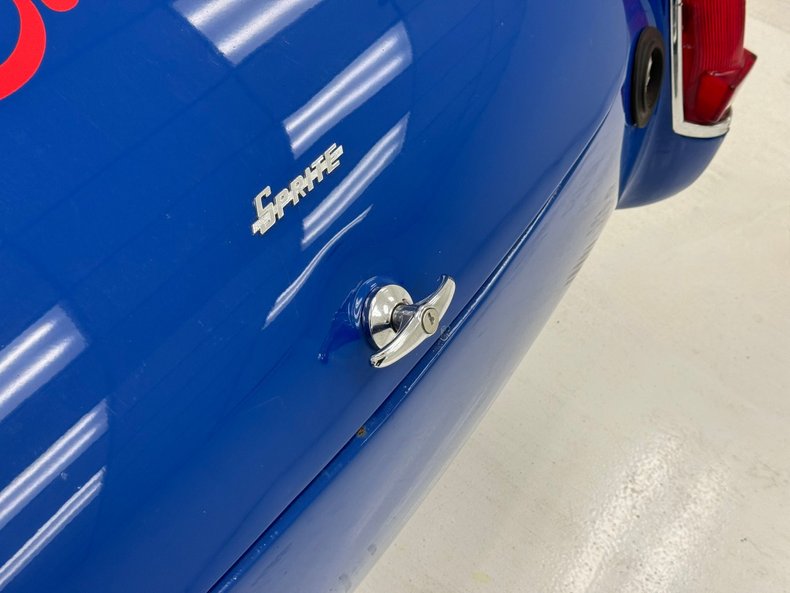 Austin-healey-Sprite-1967-Blue-Red-31