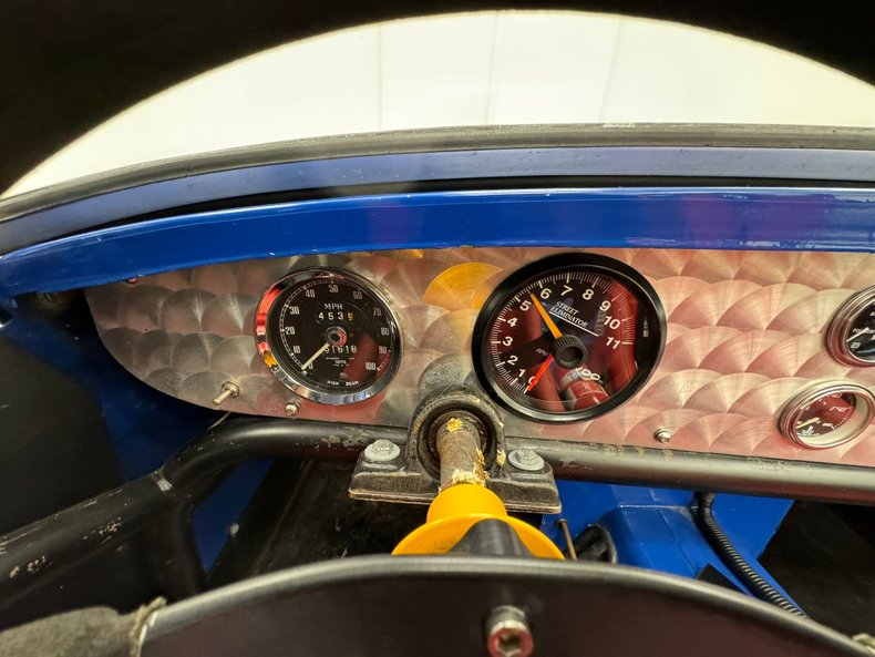 Austin-healey-Sprite-1967-Blue-Red-47