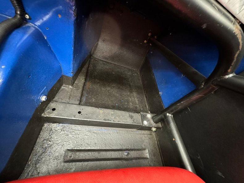 Austin-healey-Sprite-1967-Blue-Red-5