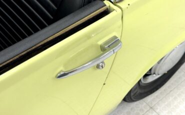 Austin-healey-Sprite-1969-Sunshine-Yellow-Black-10