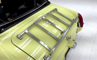 Austin-healey-Sprite-1969-Sunshine-Yellow-Black-12