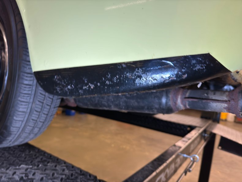 Austin-healey-Sprite-1969-Sunshine-Yellow-Black-15