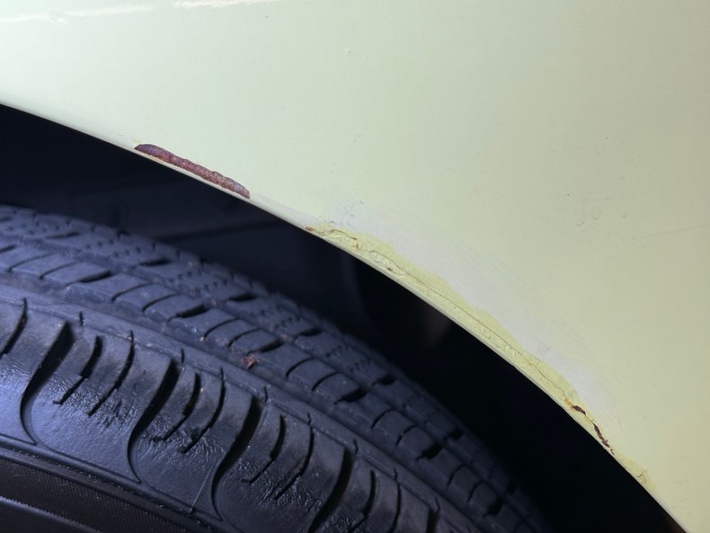 Austin-healey-Sprite-1969-Sunshine-Yellow-Black-19