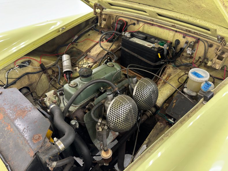 Austin-healey-Sprite-1969-Sunshine-Yellow-Black-23