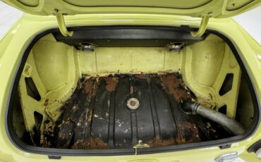 Austin-healey-Sprite-1969-Sunshine-Yellow-Black-26