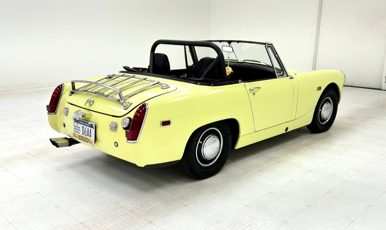 Austin-healey-Sprite-1969-Sunshine-Yellow-Black-3