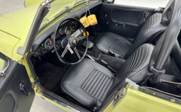 Austin-healey-Sprite-1969-Sunshine-Yellow-Black-31