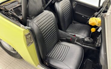 Austin-healey-Sprite-1969-Sunshine-Yellow-Black-33