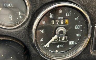 Austin-healey-Sprite-1969-Sunshine-Yellow-Black-38