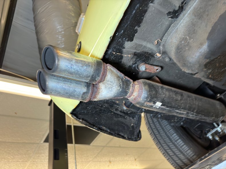 Austin-healey-Sprite-1969-Sunshine-Yellow-Black-46