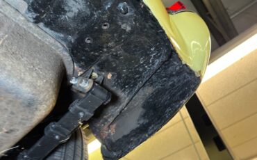 Austin-healey-Sprite-1969-Sunshine-Yellow-Black-48