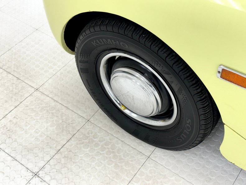 Austin-healey-Sprite-1969-Sunshine-Yellow-Black-8