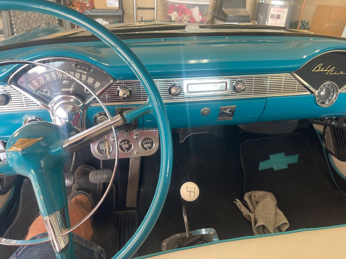 Belair-hard-top-1956-blue-7