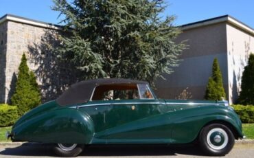 Bentley-R-type-1953-Green-Beige-1