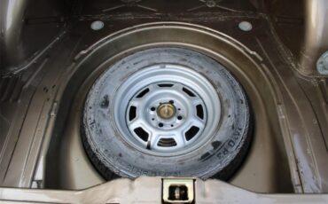 Bmw-320i-1983-Bahama-Beige-Beige-15