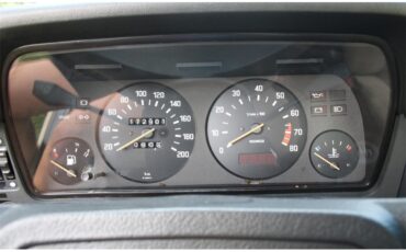 Bmw-320i-1983-Bahama-Beige-Beige-6