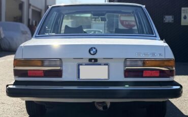 Bmw-5-series-1983-White-Beige-2