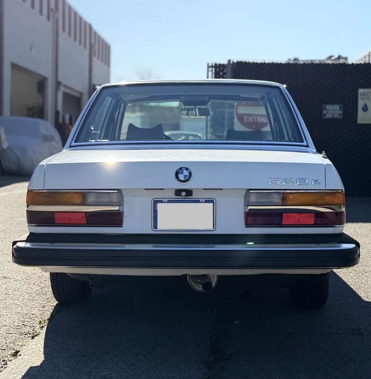 Bmw-5-series-1983-White-Beige-2