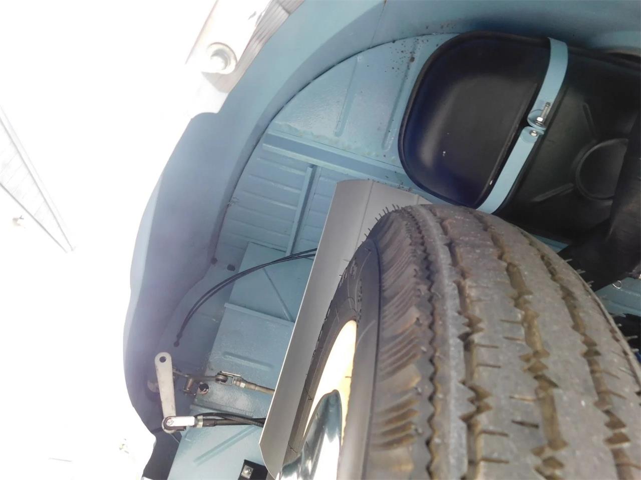 Bmw-Isetta-1957-Isetta-Cream-14