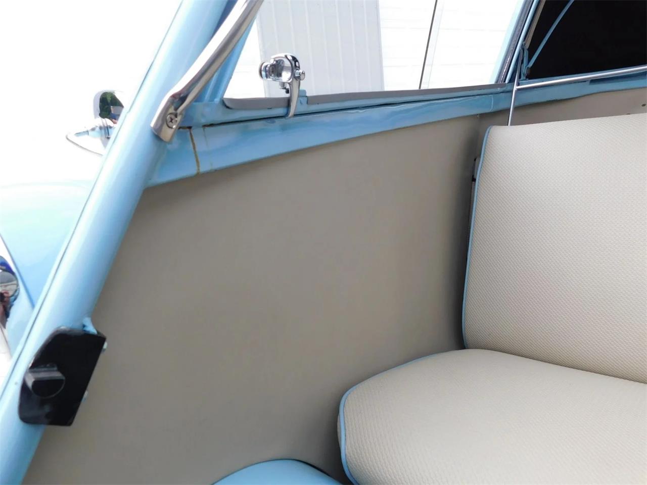 Bmw-Isetta-1957-Isetta-Cream-5