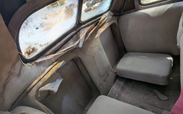 Buick-40-1938-Maroon-Beige-14