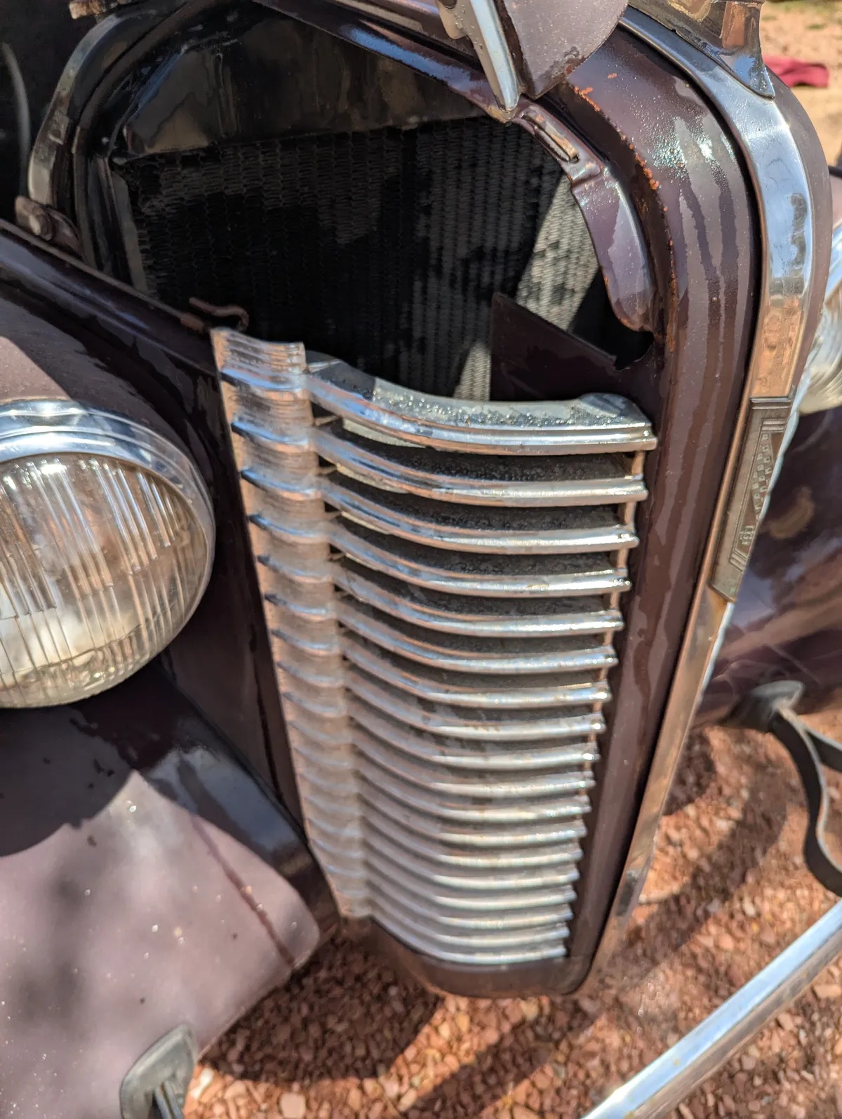 Buick-40-1938-Maroon-Beige-17