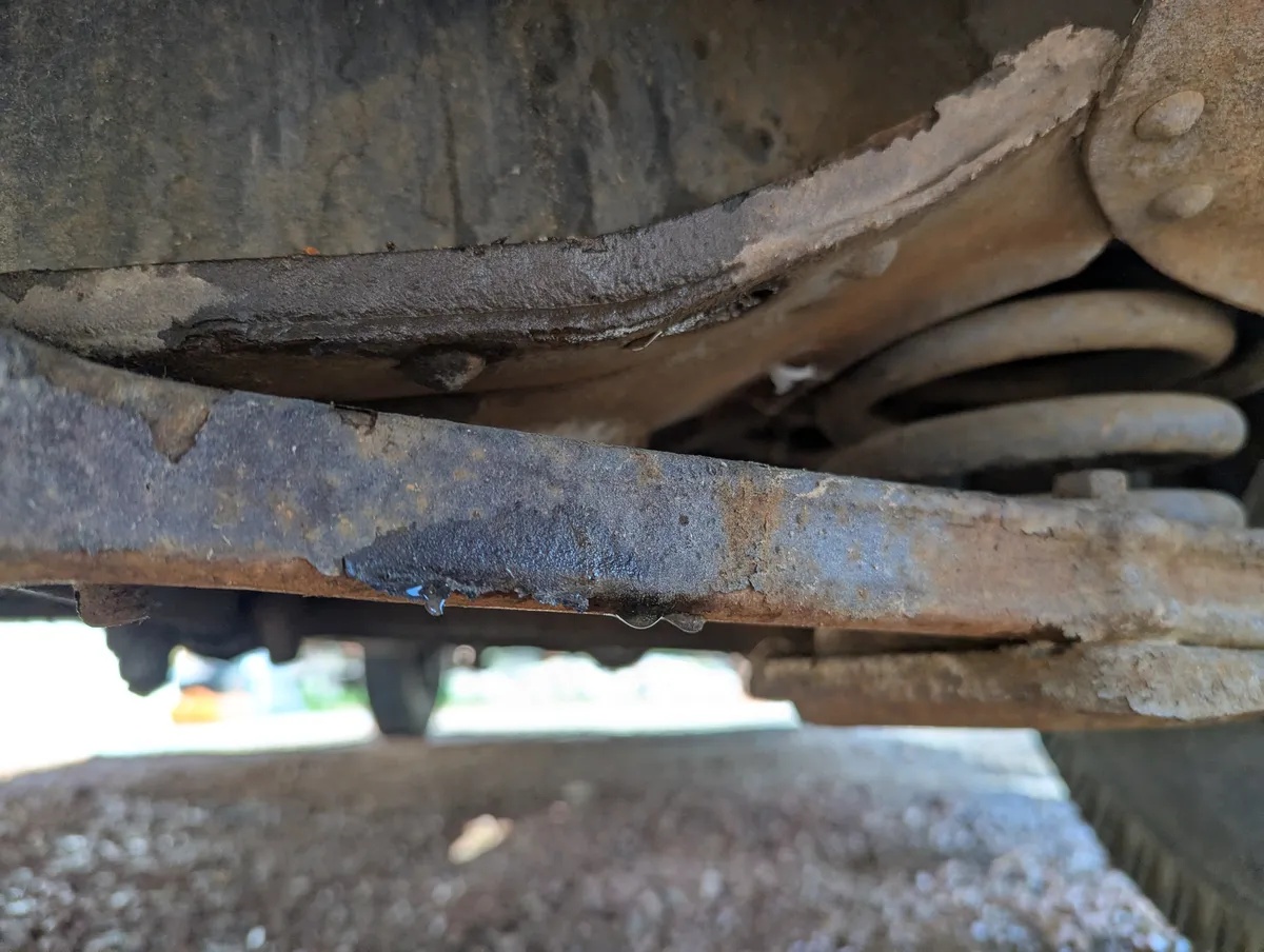 Buick-40-1938-Maroon-Beige-19