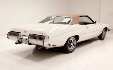 Buick-Centurion-1973-White-Saddle-10
