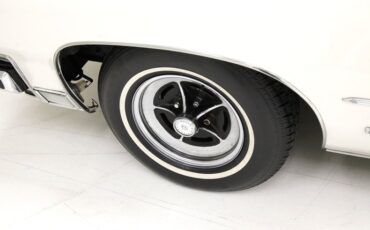 Buick-Centurion-1973-White-Saddle-16