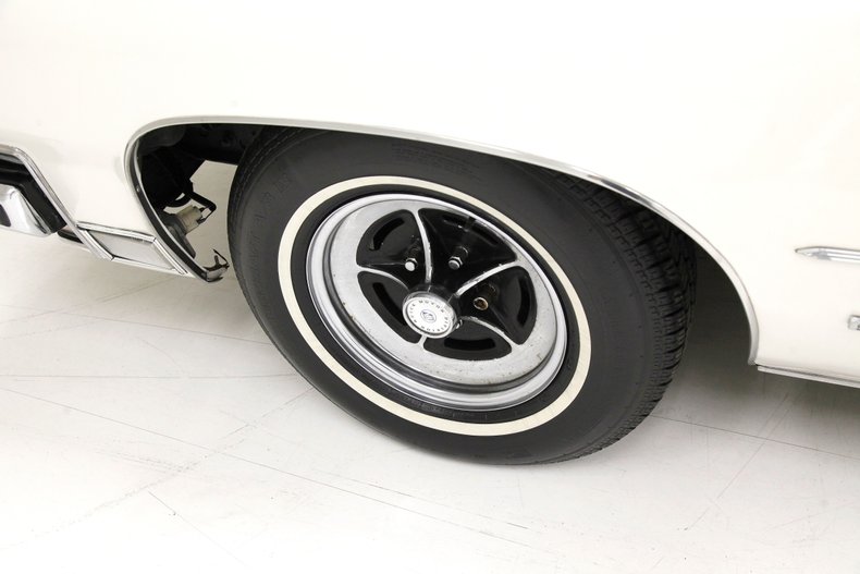 Buick-Centurion-1973-White-Saddle-16